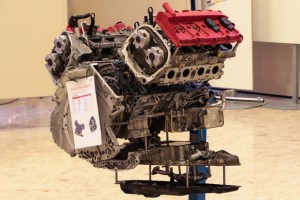 Audi R8 4.2 FSI - Präsentation des Innenlebens eines Motors